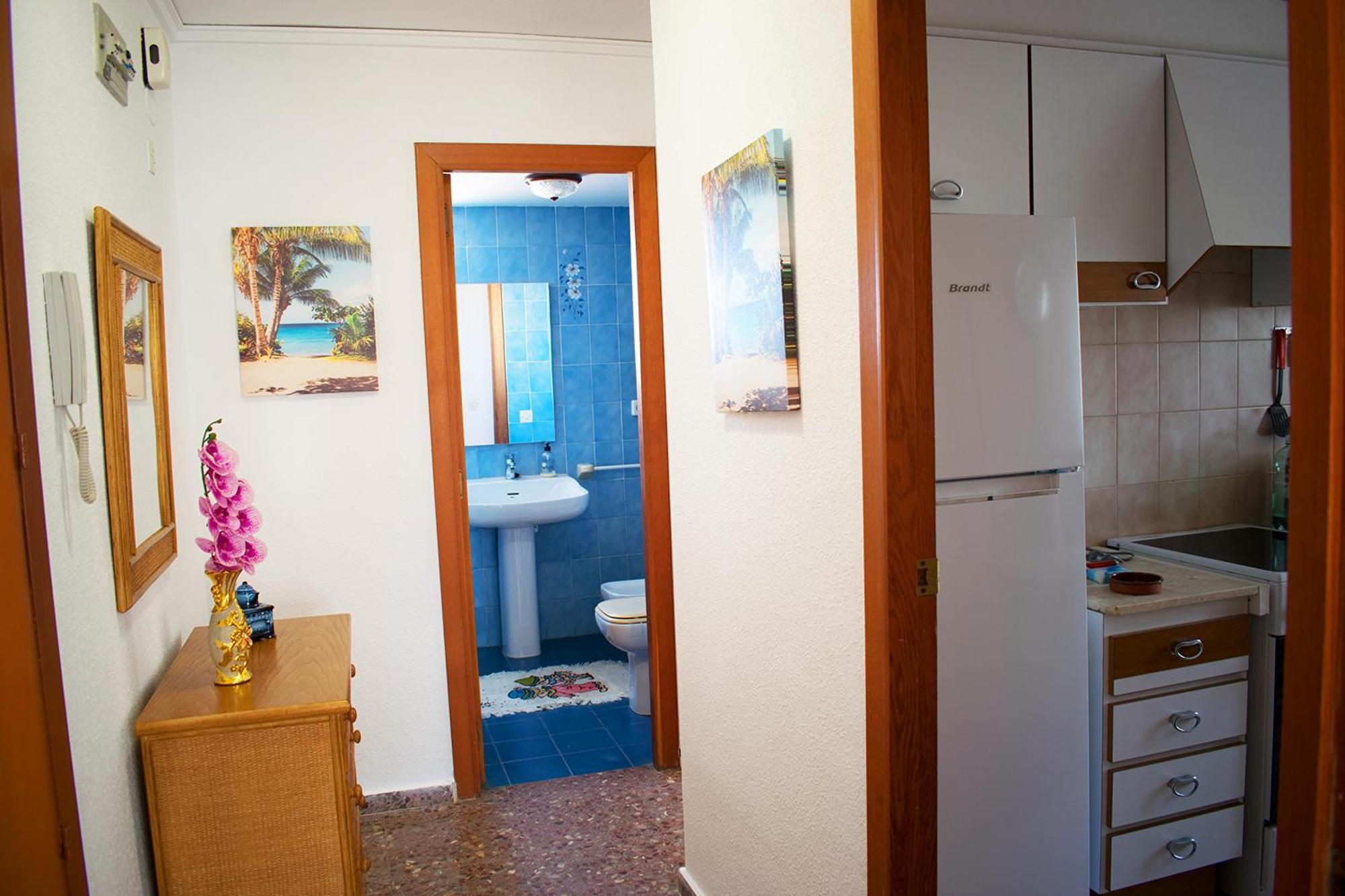 Apartment El Tiburon - Piso Con Espectaculares Vistas Al Mar - Solo Familias Ideal 4 Personas - Aire - Calefaccion - Ganador Award 2025, 2024, 2023, 2022